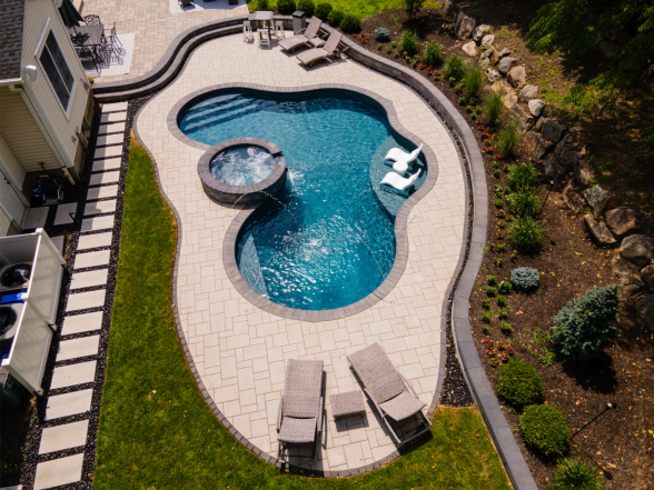 Luxury pool design and construction in Mahwah, NJ